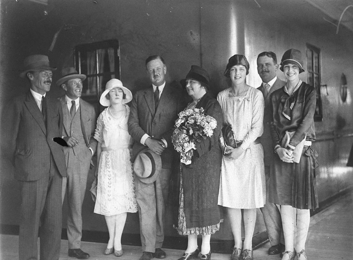 Passengers Mr and Mrs Harry Osborne and friends (1927–30)