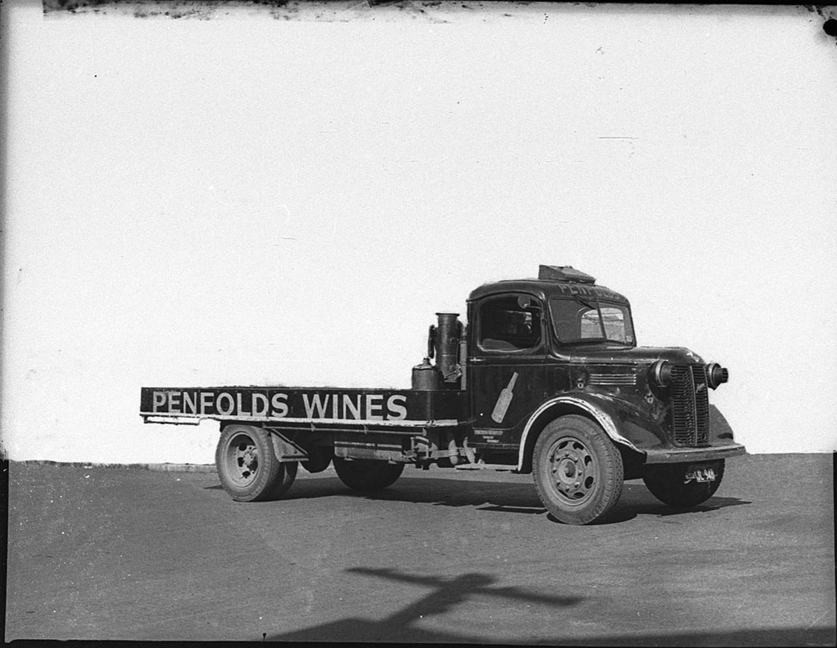 Penfolds Wines trucks (1943)
