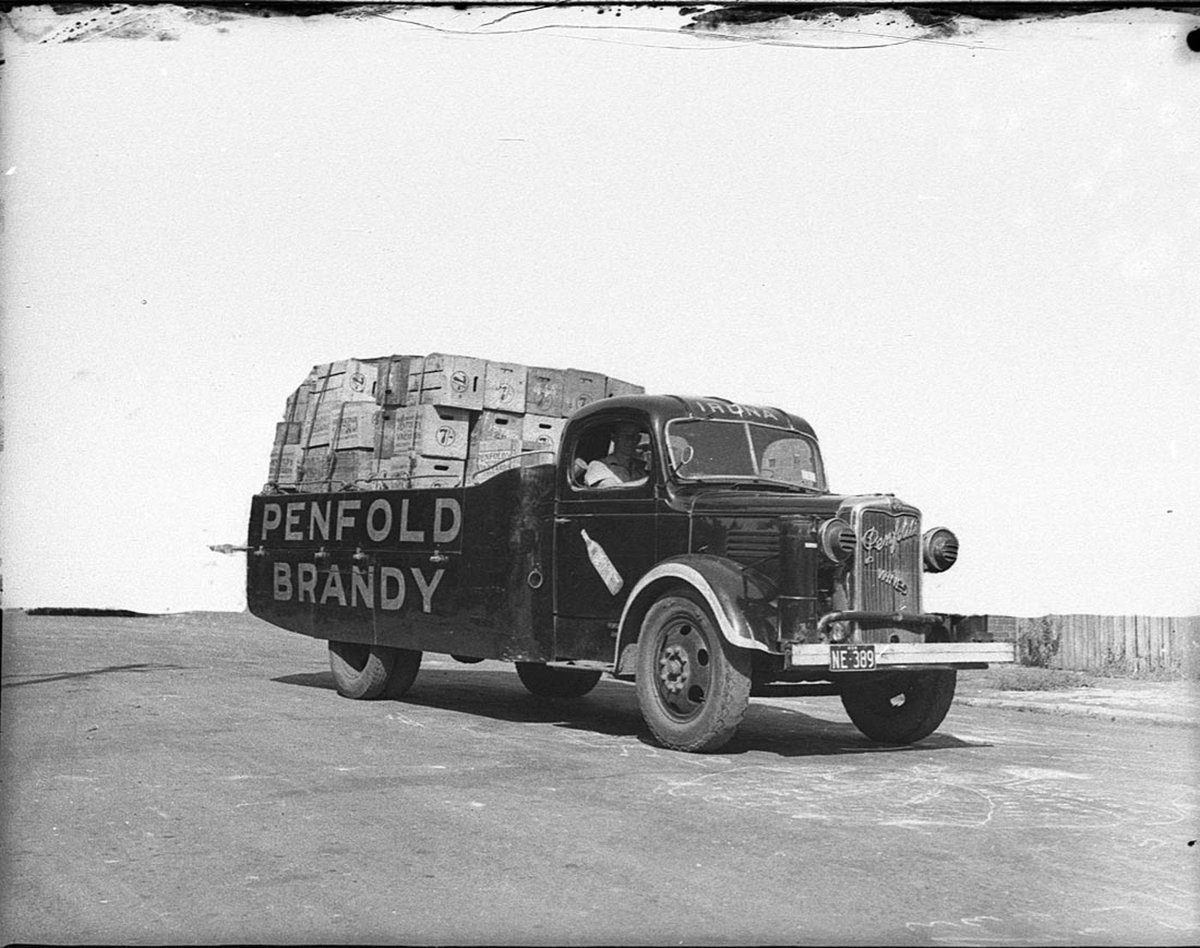 Penfolds Wines trucks (1943)