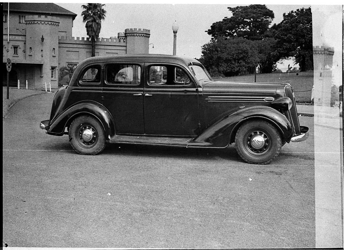 Plymouth retake for Liberty Motors (1937)