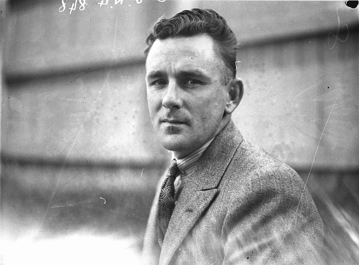 Portrait of an unidentified cricketer (1920s)