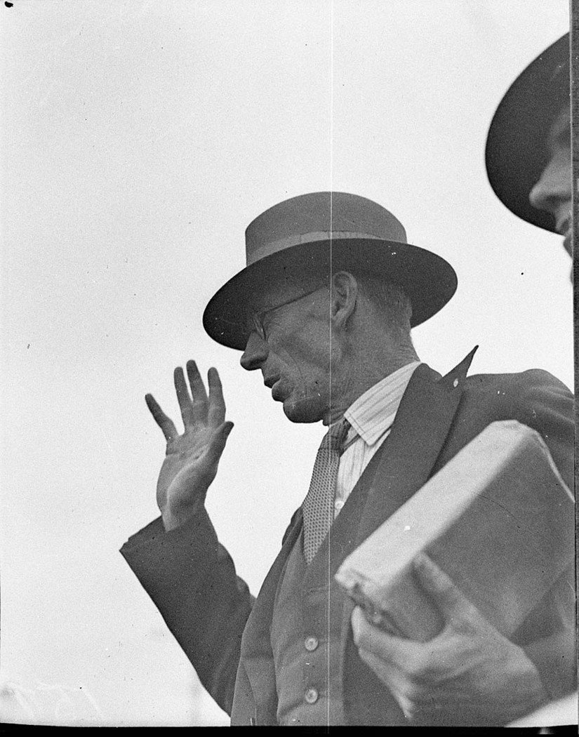 Rail and tram procession Mr Lang (c. 1935)