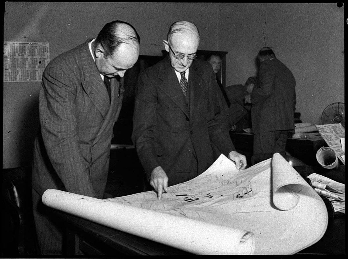 Rear Admiral Henry A Showers left with GH Faulks President of the Maritime Services Board (1952)