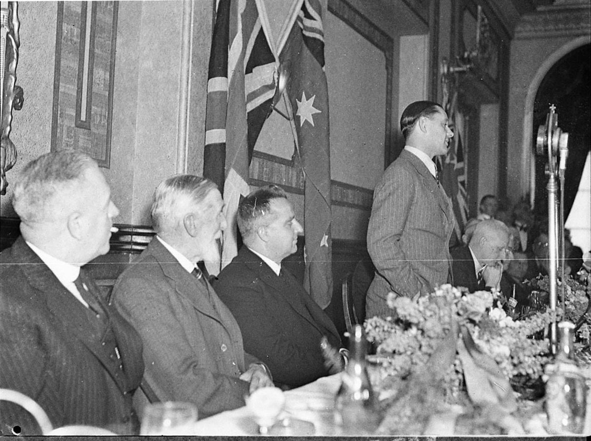Reception for cricketers (1936?)
