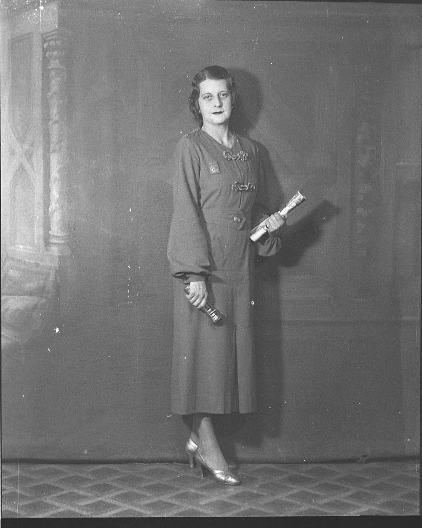 Regent Theatre usher, Sydney city centre (1936)