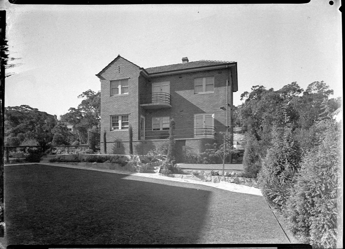 Residence Mr Whittingham Rickard Avenue Mosman (1925–57)