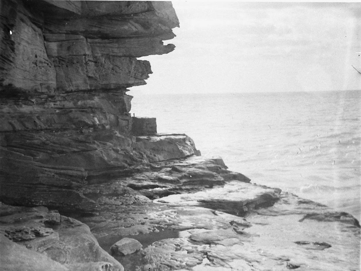Scene of tragedy at Ben Buckler Bondi (1934)