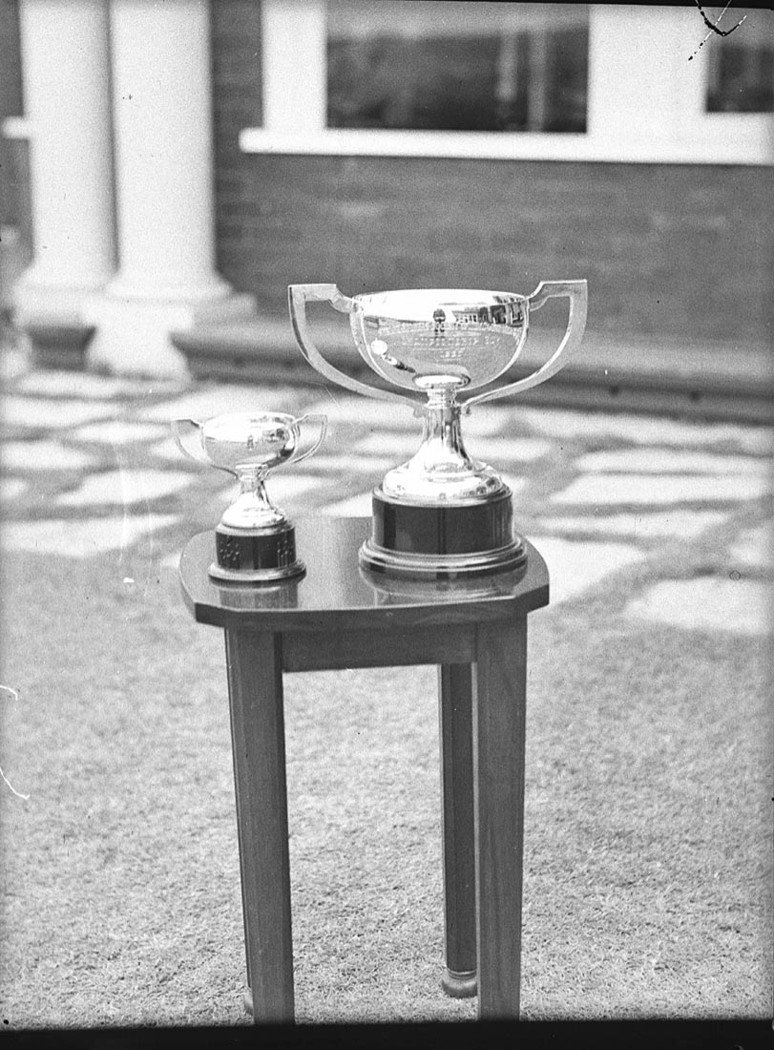 Senior golf at Rose Bay or Country golf at Kensington (1938)