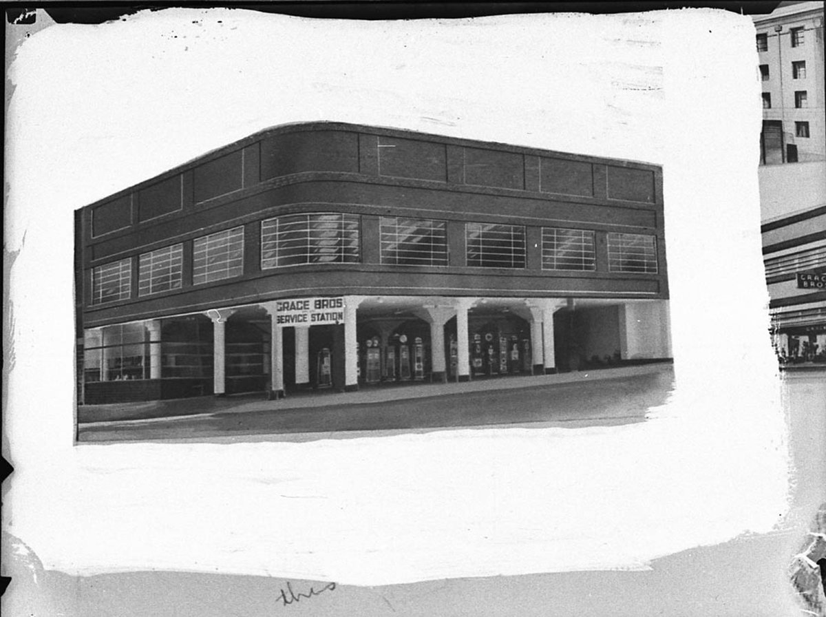 Service station copy photograph for Grace Bros (1940)