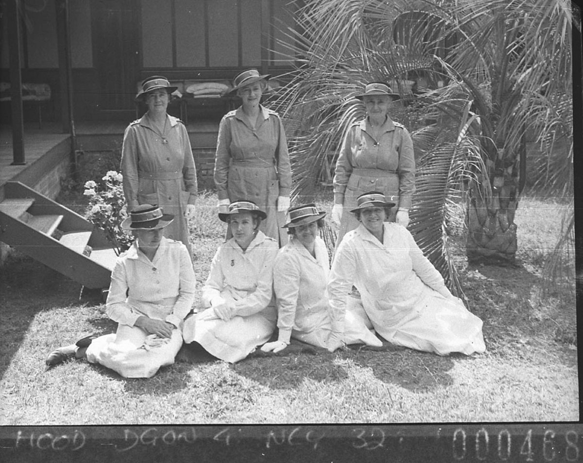Seven St John Ambulance women in uniform Thornleigh (1945)