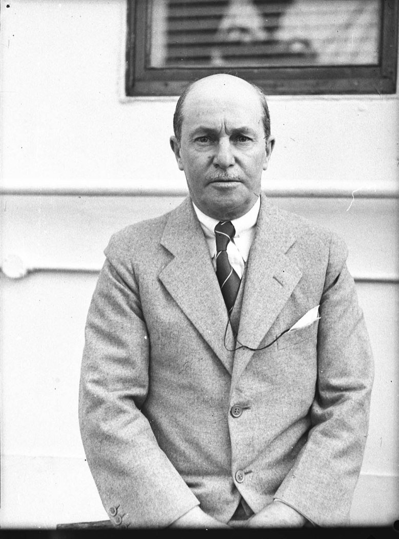 Ships passengers (c. 1936)