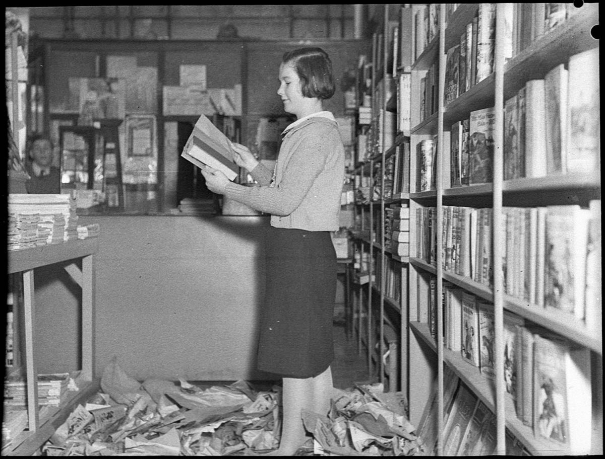 Shop Bondi Junction (1939)