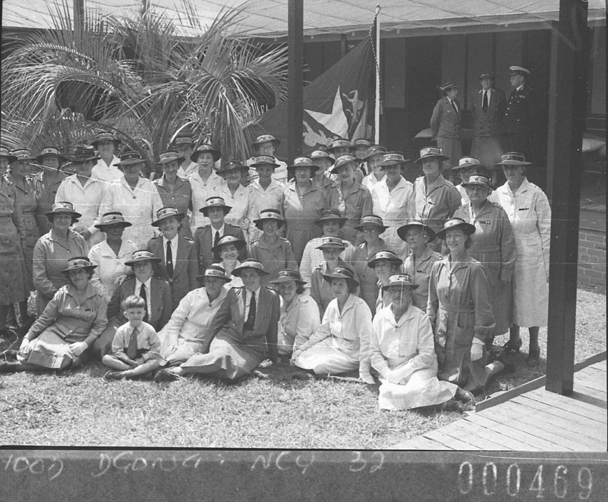 St John Ambulance women Thornleigh (1945)