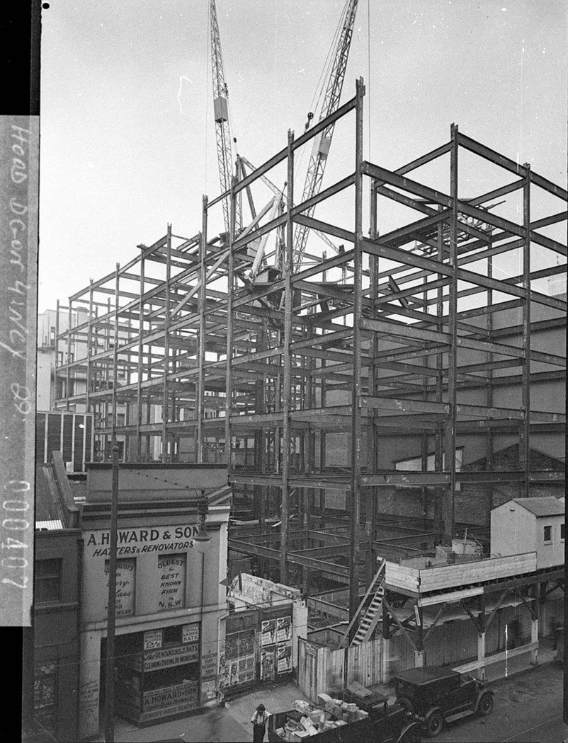 Steelwork girders being erected for new building, Sydney (1938)