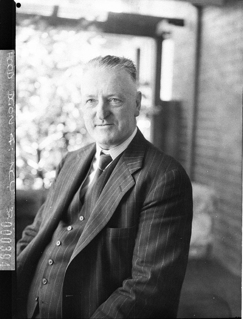 Study of Mr Relton, Waverley (1945)