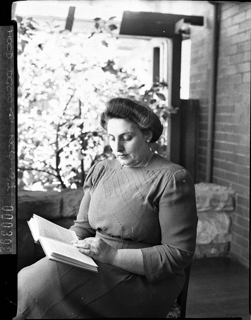 Study of Mrs Relton reading, Waverley (1945)