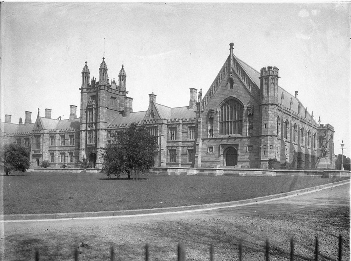 Sydney University showing the Great Hall, Camperdown (c. 1930)