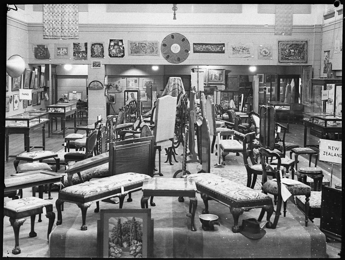 Tapestry exhibition David Jones, Sydney city centre (1938)