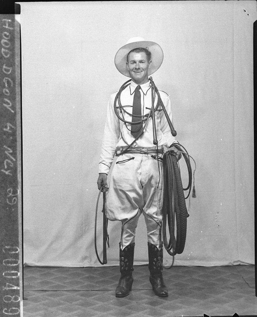 Tex Mortons Cowboy Roadshow A cowboy (1938)