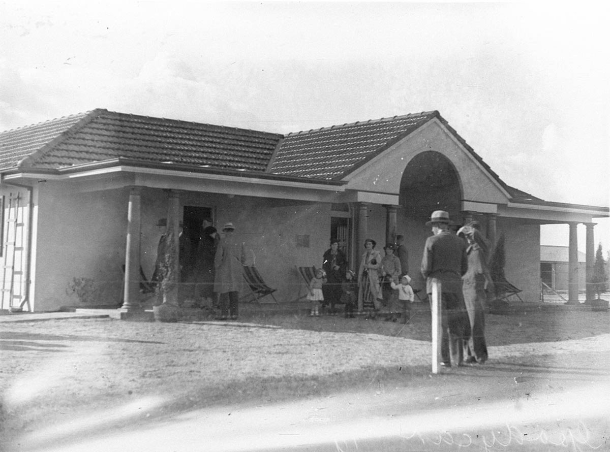 The clubhouse Goodyears baseball team (1934)
