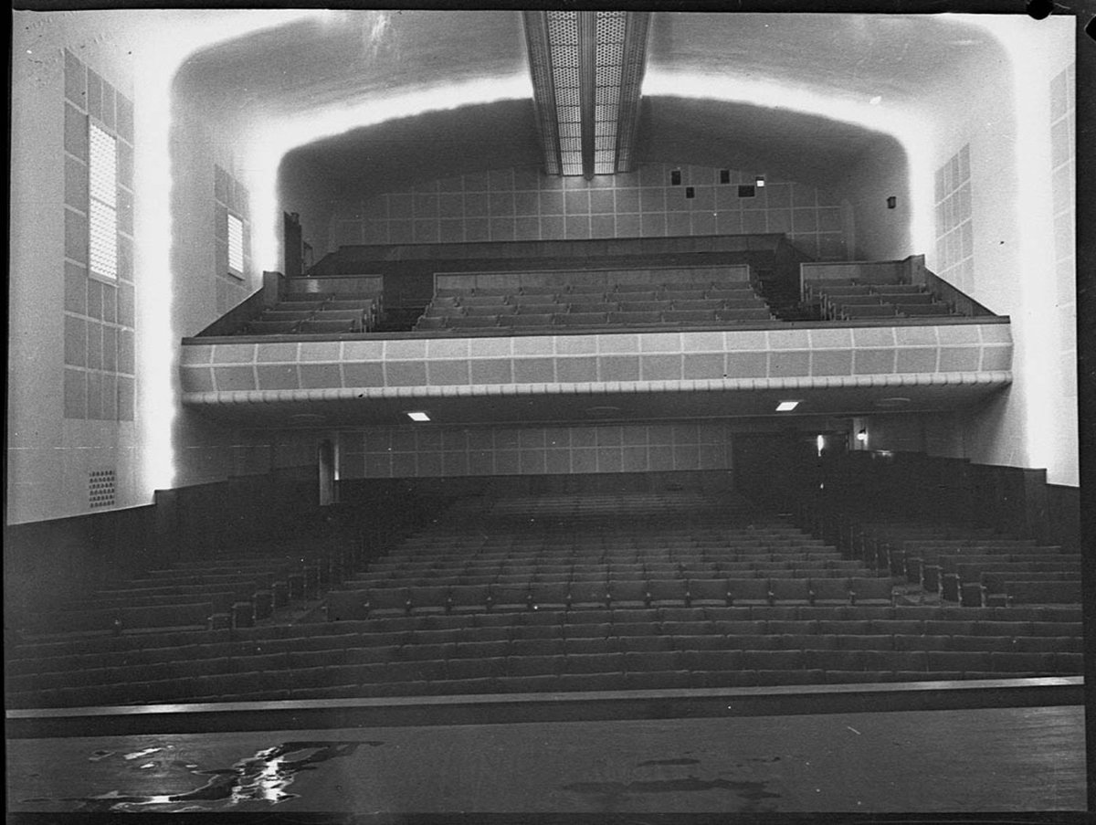 The new Port Augusta Town Hall Mayor Richie, Sydney city centre (1940s)
