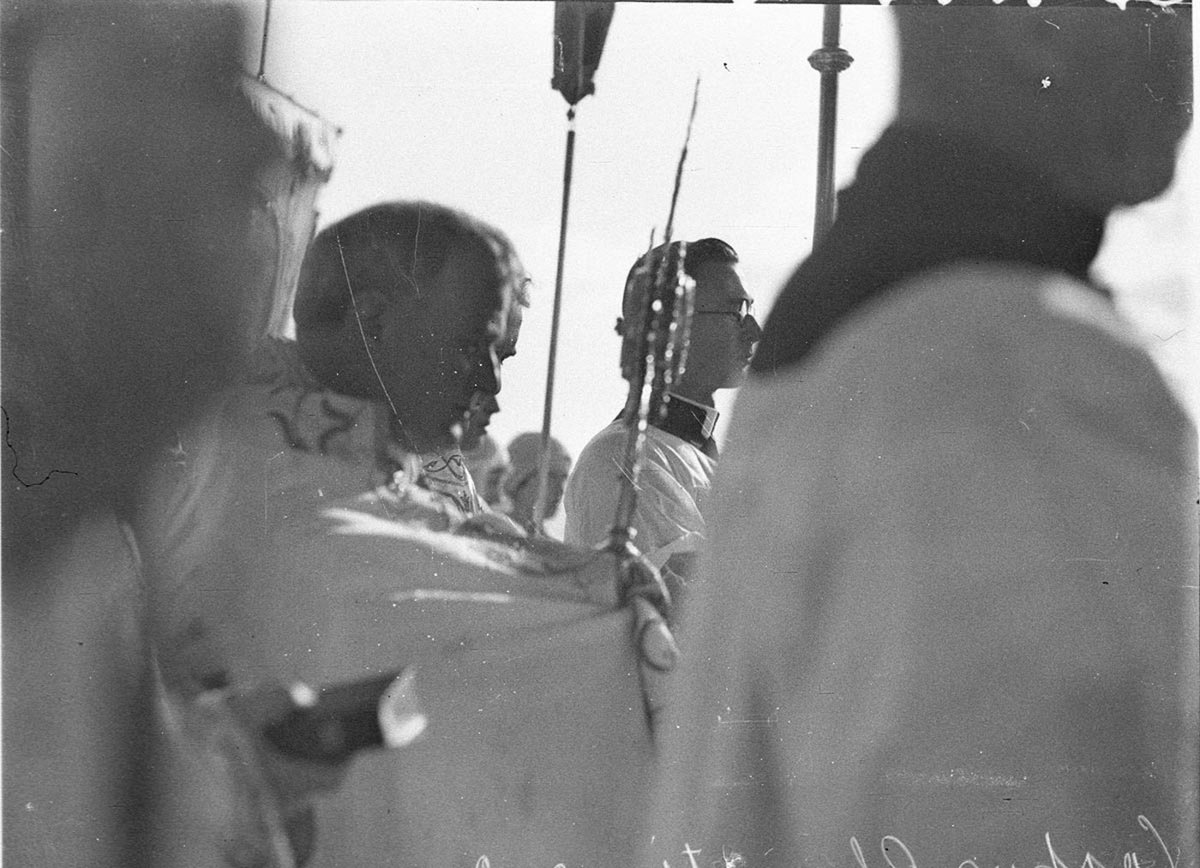 The Papal Nuncio Corpus Christi at Manly (1934)