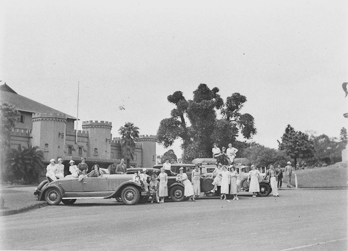 Theatrical girls at the Conservatorium, Sydney city centre (1930s)