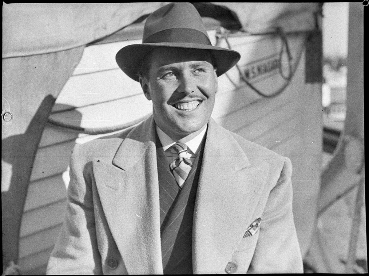 Trocadero dance band leader Bob Lyons, Sydney (1939)