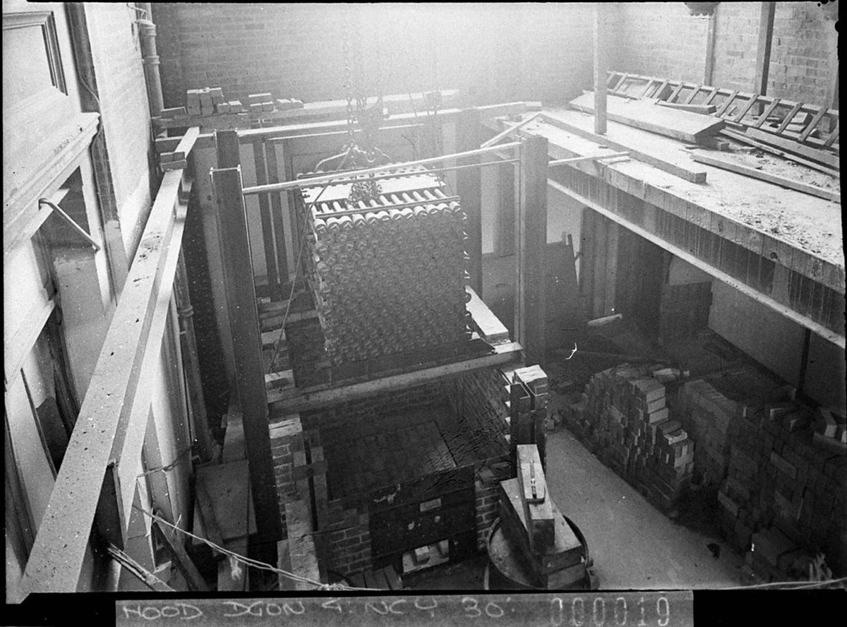 Tubeboiler being installed (1938)