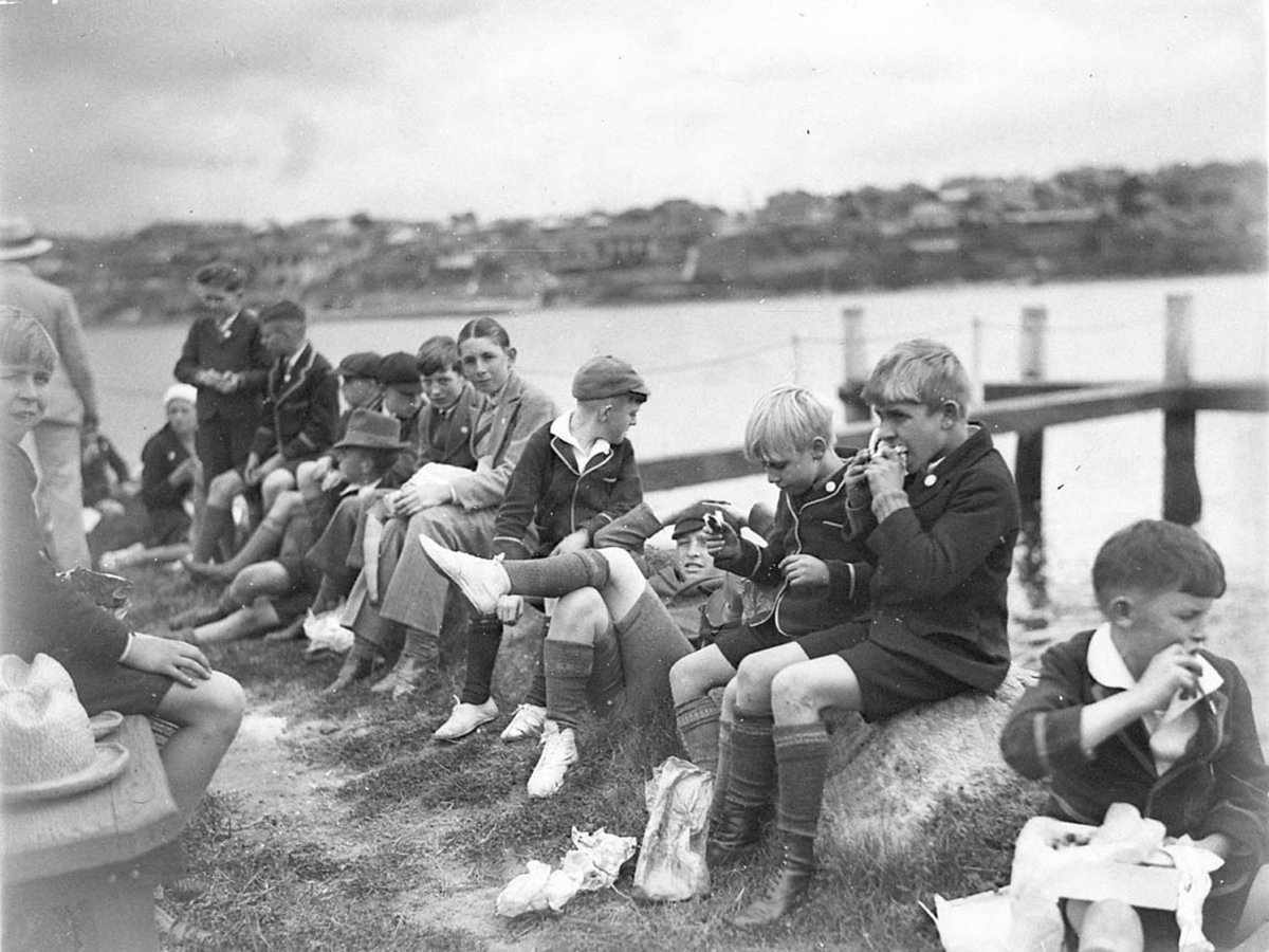 Watching the events, by Sam Hood (1930s)