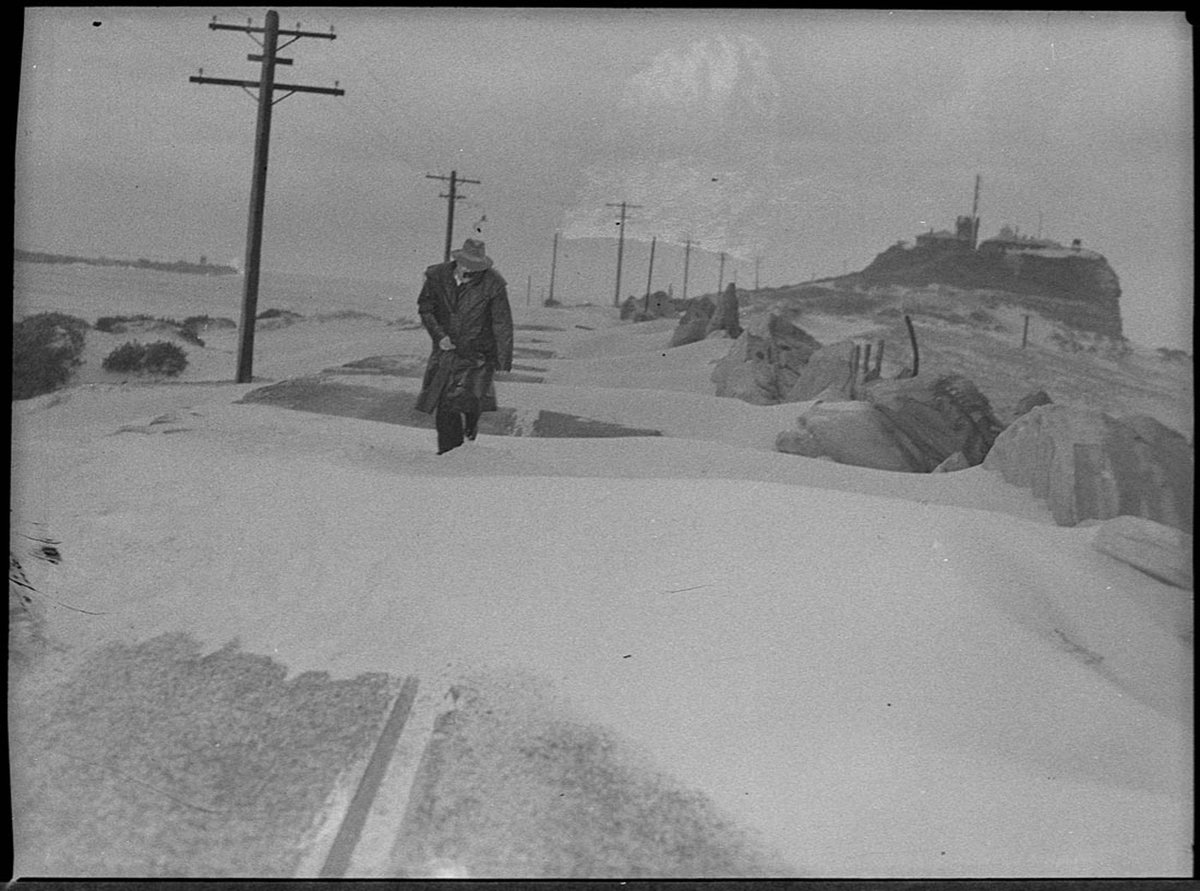 Weather W May sand on beach baths (1954)