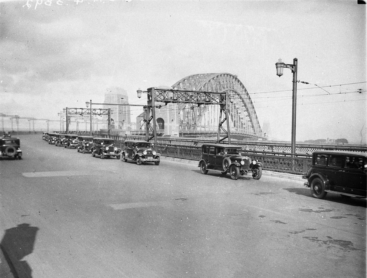William Holmans cortege Harbour Bridge, Sydney Harbour (1934)
