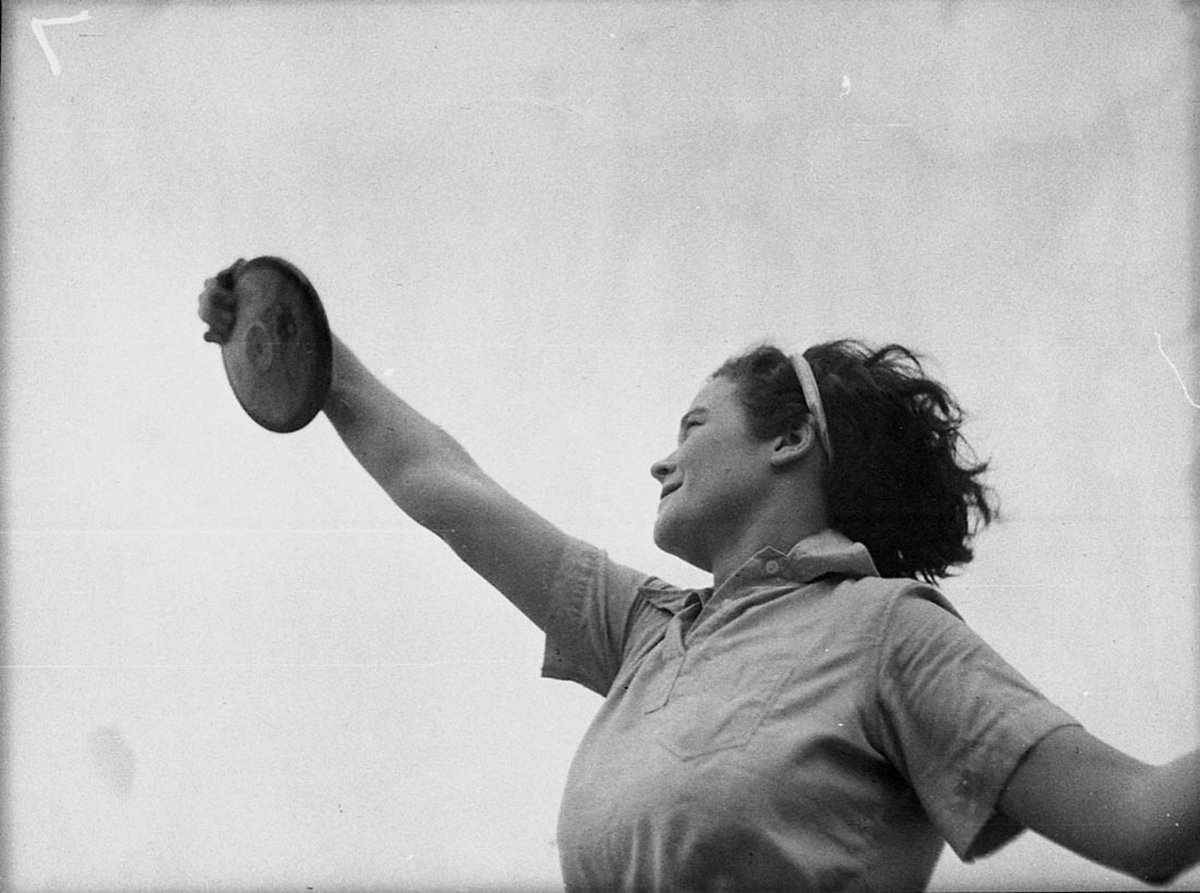 Women Empire Games athletes Arlington Park (1938)