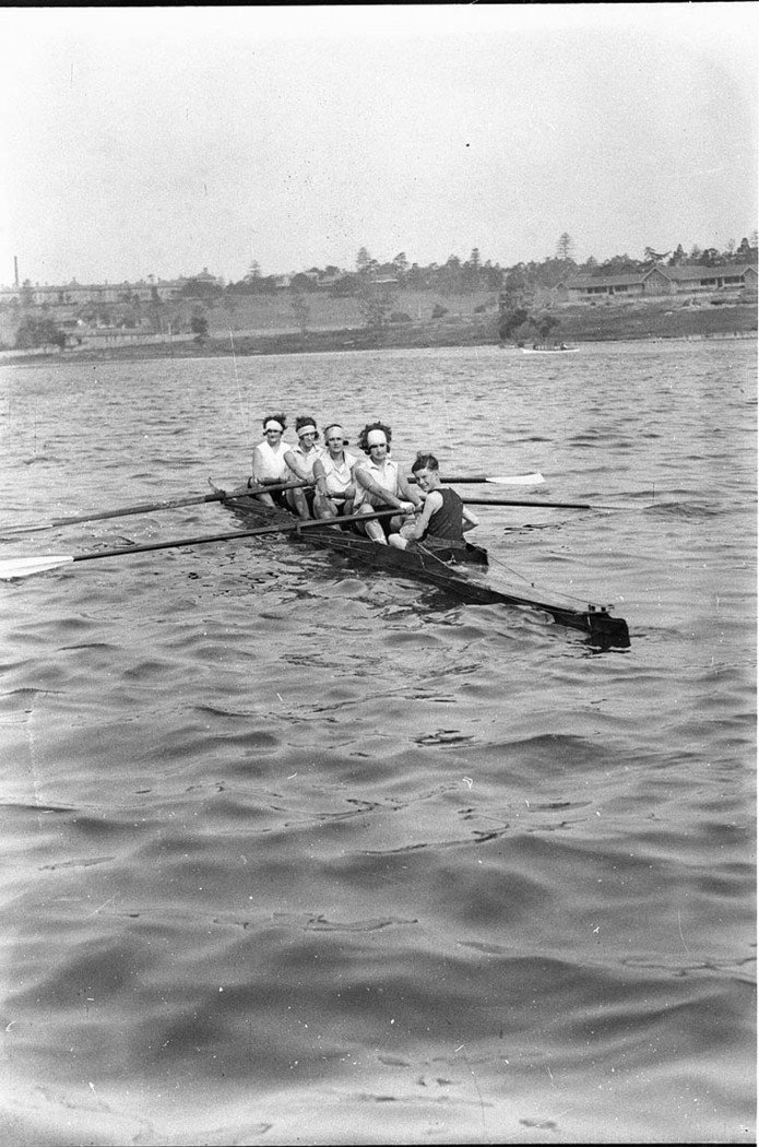 Womens fours unidentified winners (1930s)
