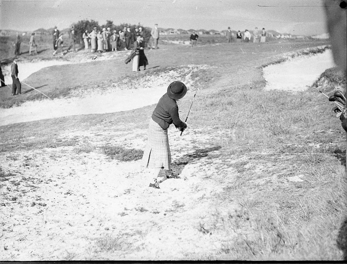 Womens golf (1935–36)