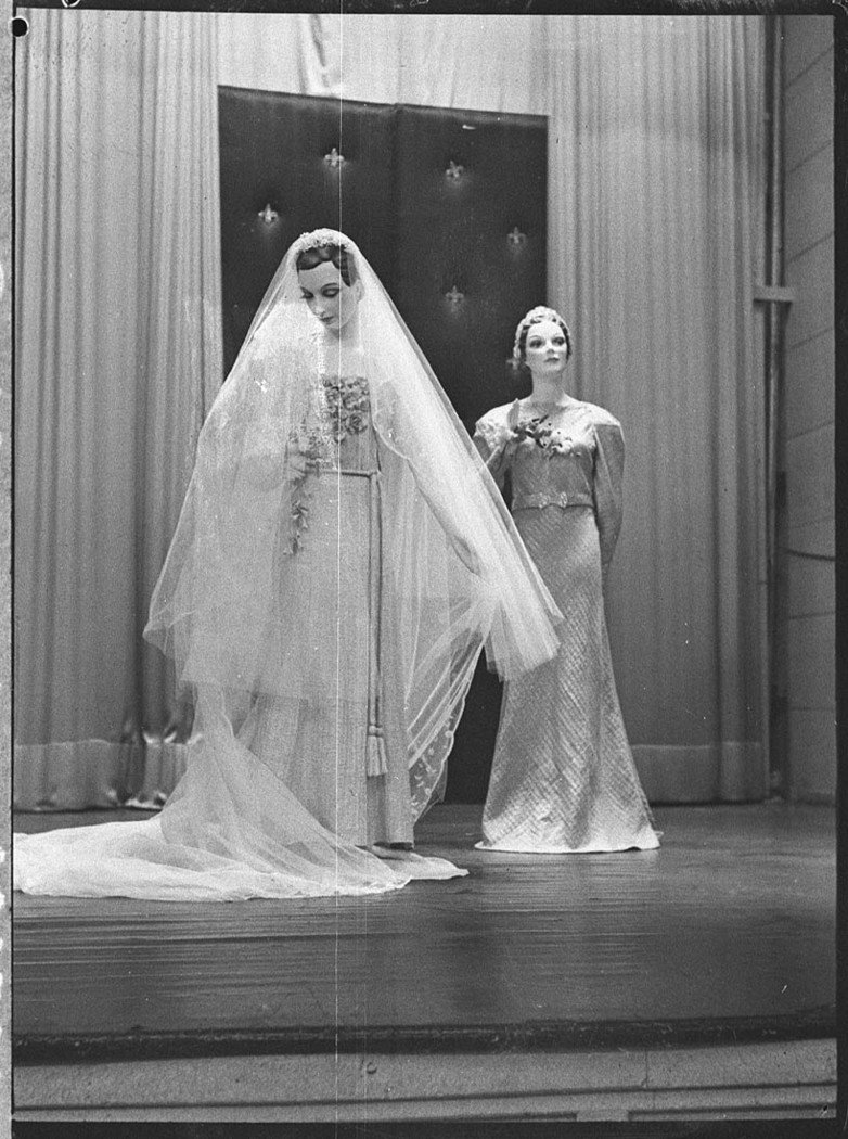 Wool exhibition David Jones taken for Country Life, Sydney city centre (1937)