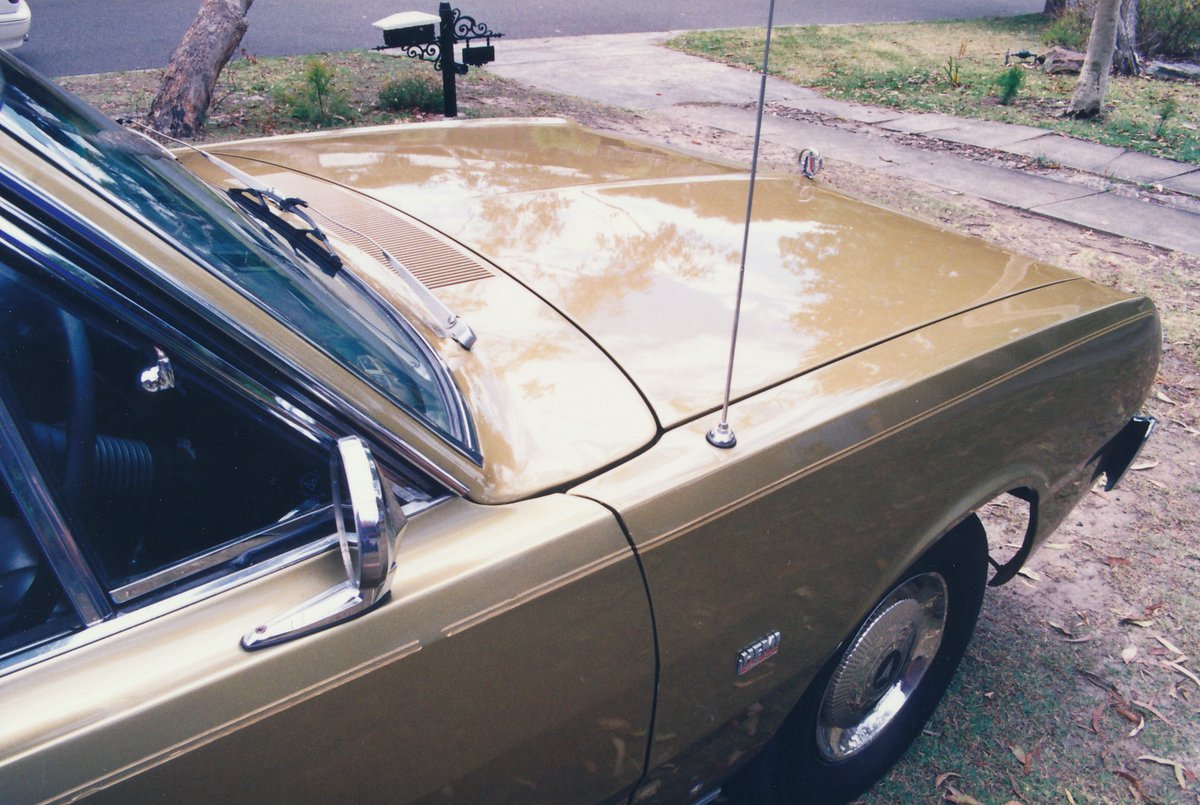 Chrysler Valiant VG Regal Hardtop, Sydney (1993)