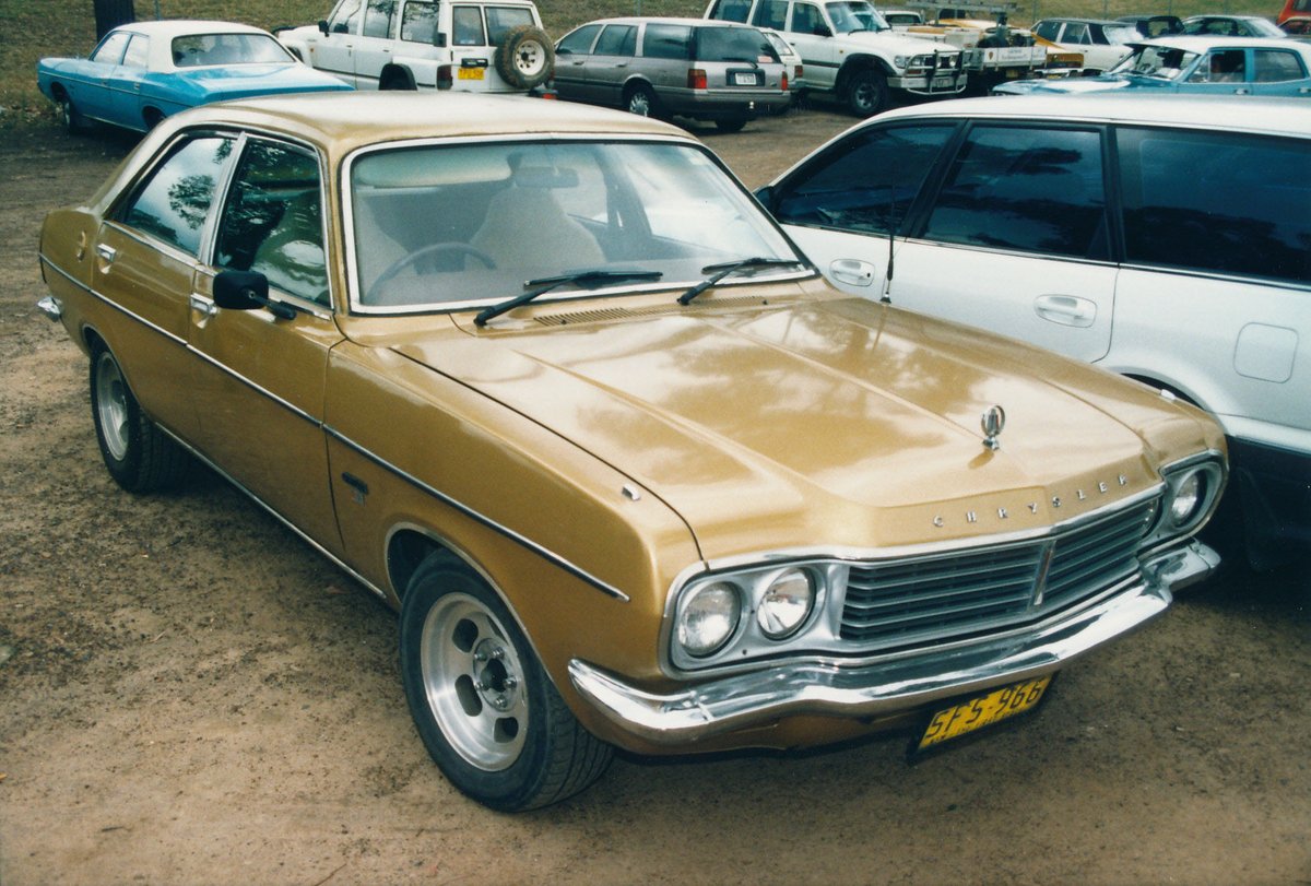 Chrysler Centura KB GL, Sydney (1998)