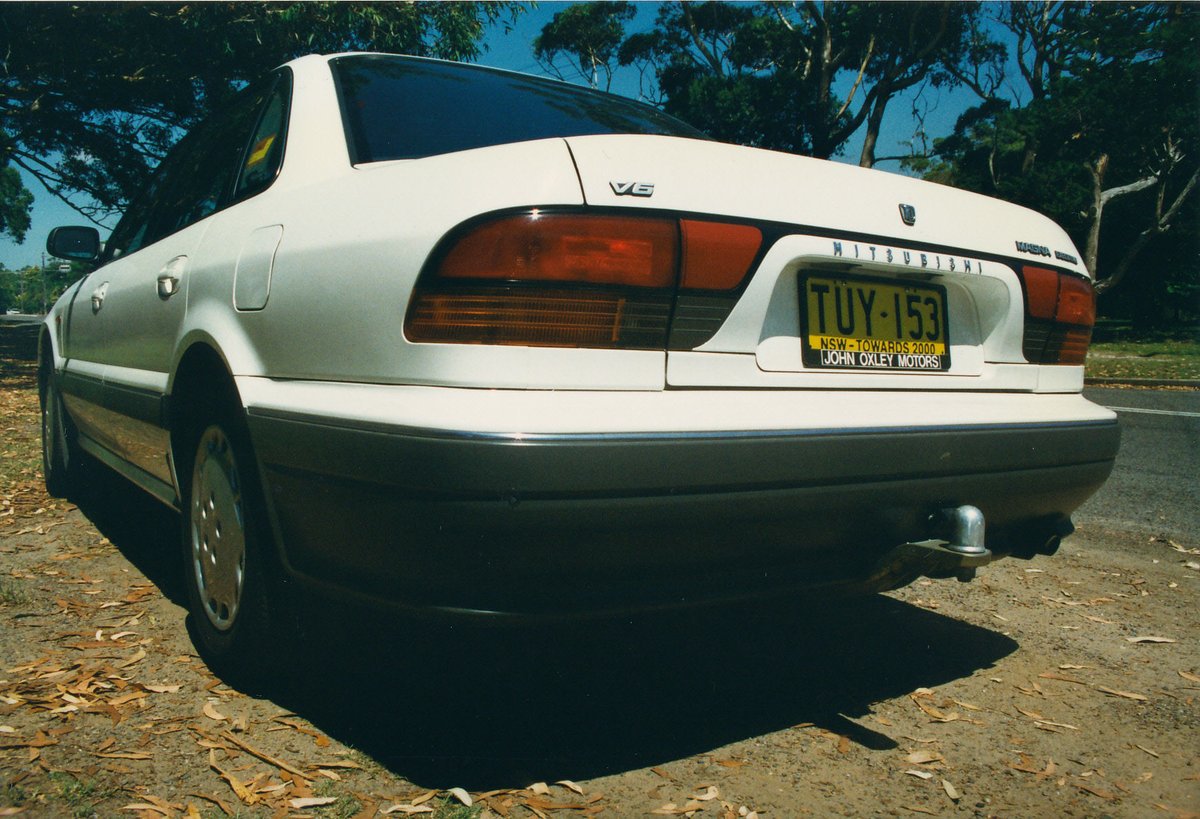 1995 Mitsubishi Magna (TS) Executive V6 sedan, Sydney