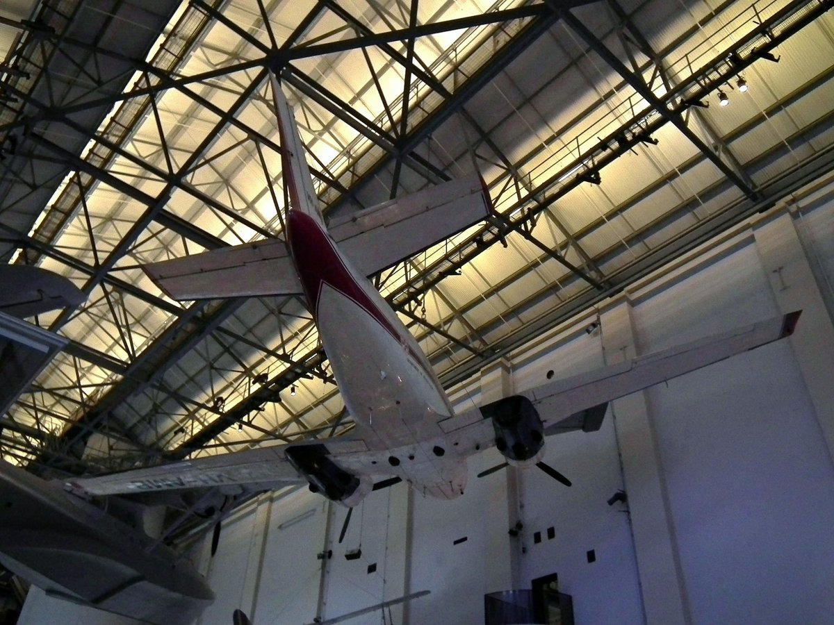 1967 Beechcraft Queenair B80 air ambulance, Sydney