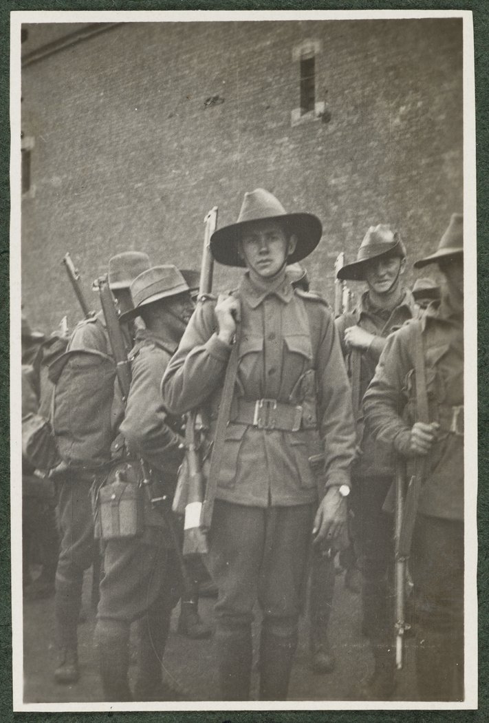 “E” Company at Fort Macquarie October 18th, 1914, Sydney city centre