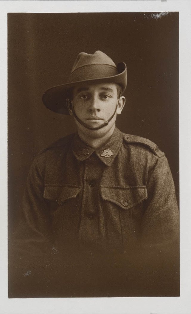 Sidney Victor Minnock, Sydney (1918)