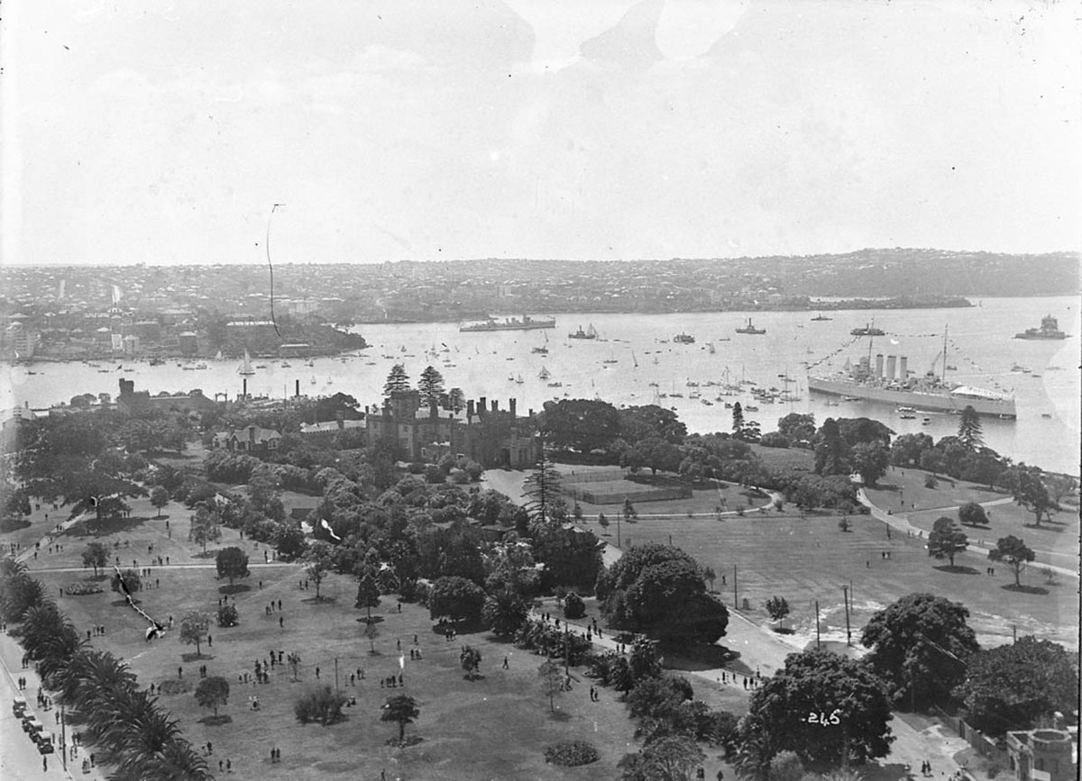 Sydney Harbour, 19 March 1932, by Hall and Co