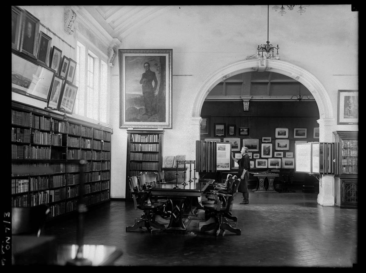 Reading Room, first floor, Mitchell Library, Sydney, Dec 1923 - glass negatives presented by the Daily Mail
