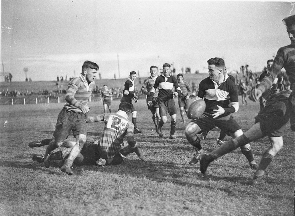 Sportsground, c. 1934, by Sam Hood, Sydney