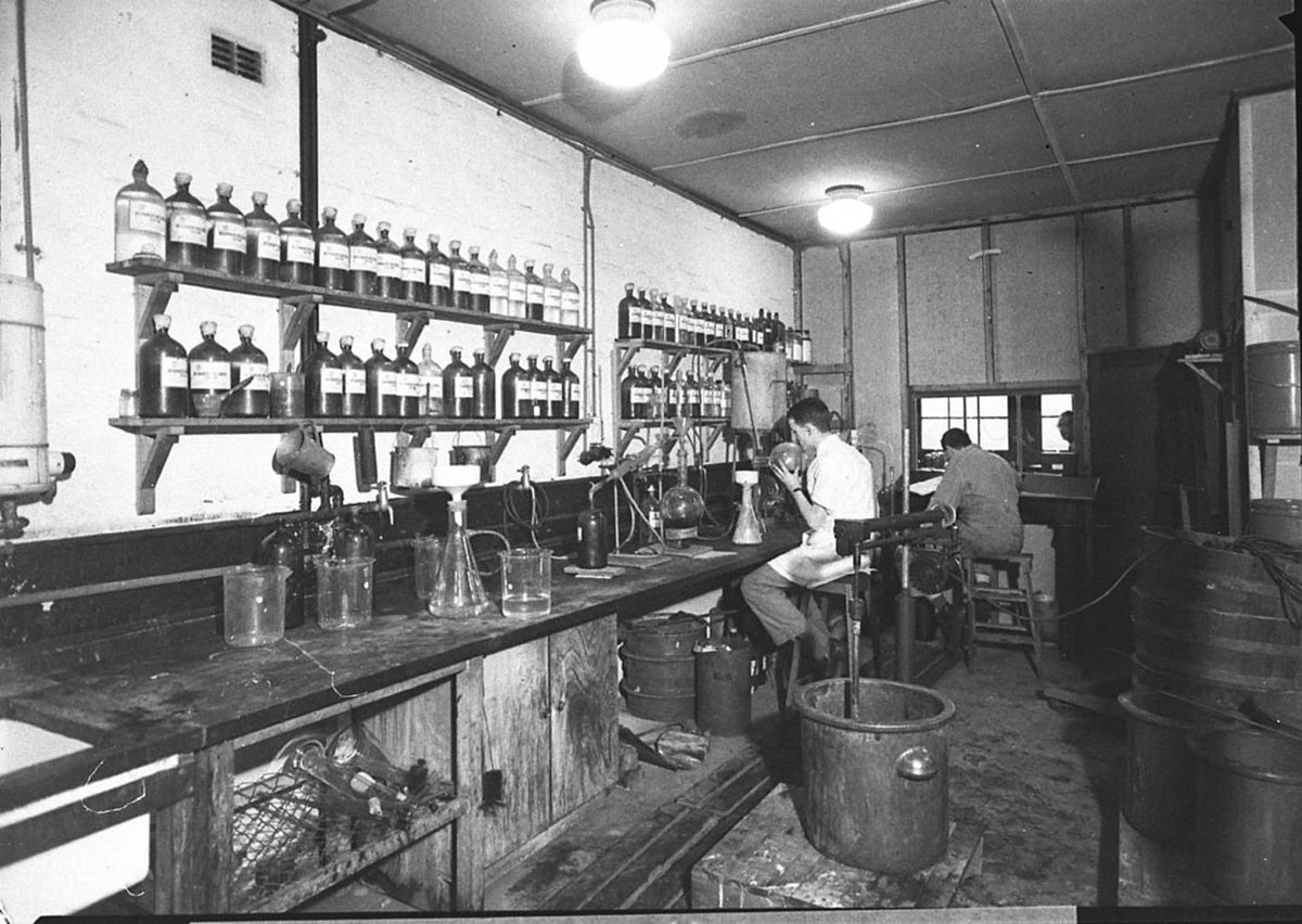 Chemists at work, Bayer, Darlington, Sydney, 13 June 1945 - Sam Hood
