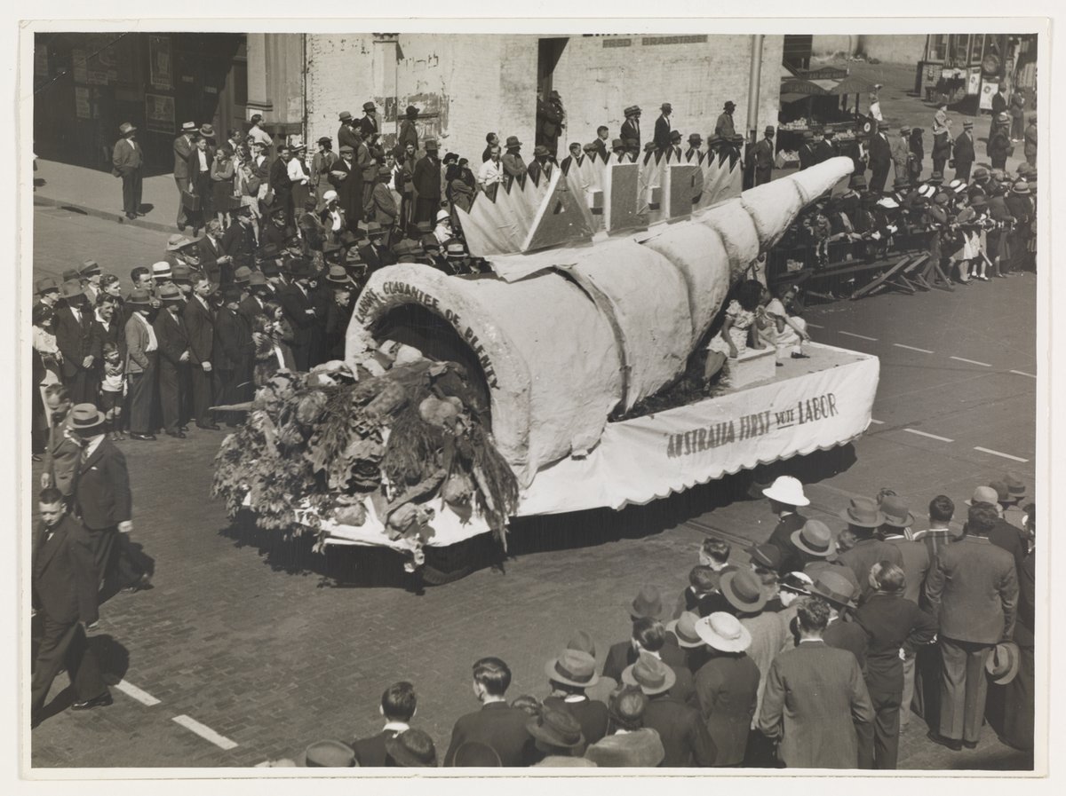 Massed floats, c. 1930s, by Sam hood