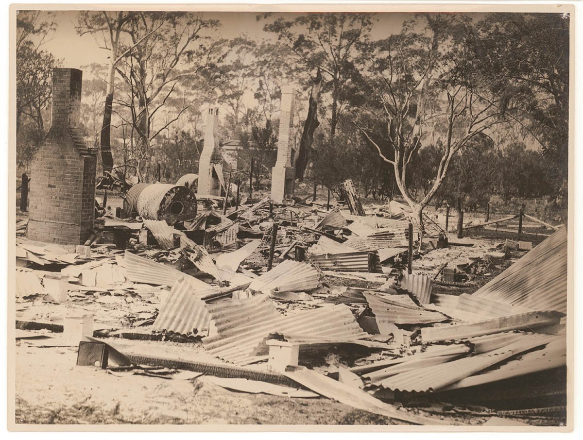 House destroyed by bushfire, New South Wales, late 1920's - photographer Sam Hood (1920s)