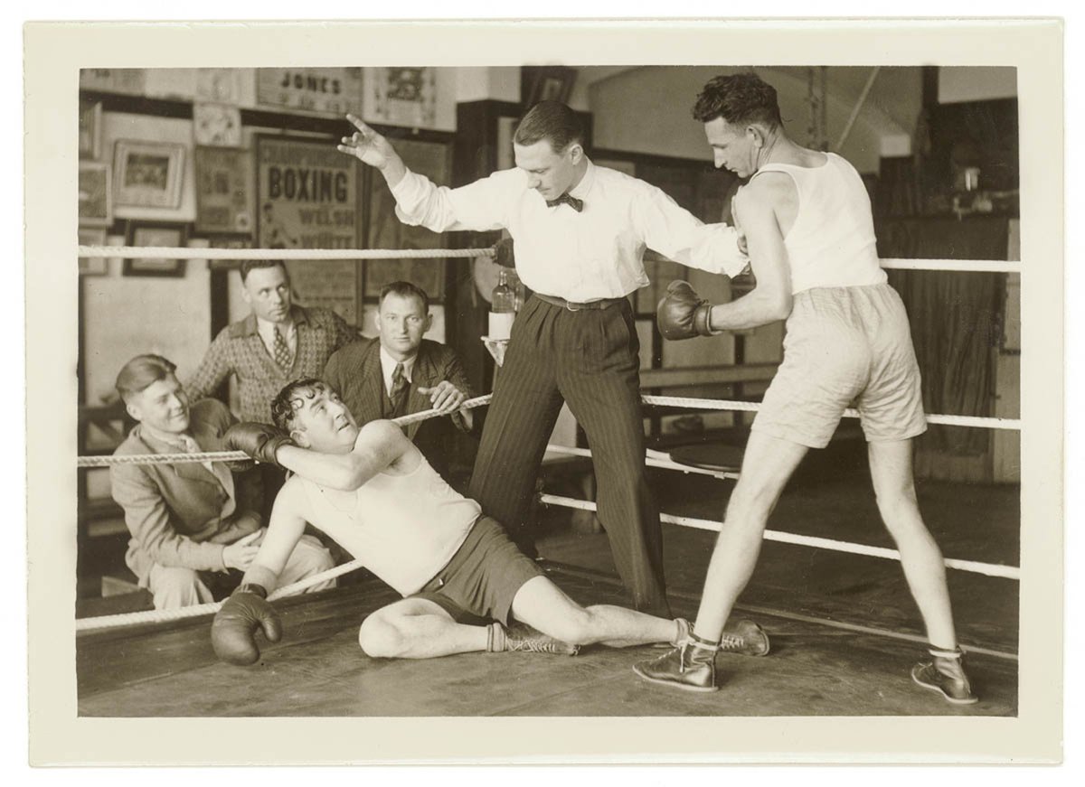 Boxers in a posed series, Dunlevy Gym, Sydney, between 1925-1940 - photographer Sam Hood (1932)
