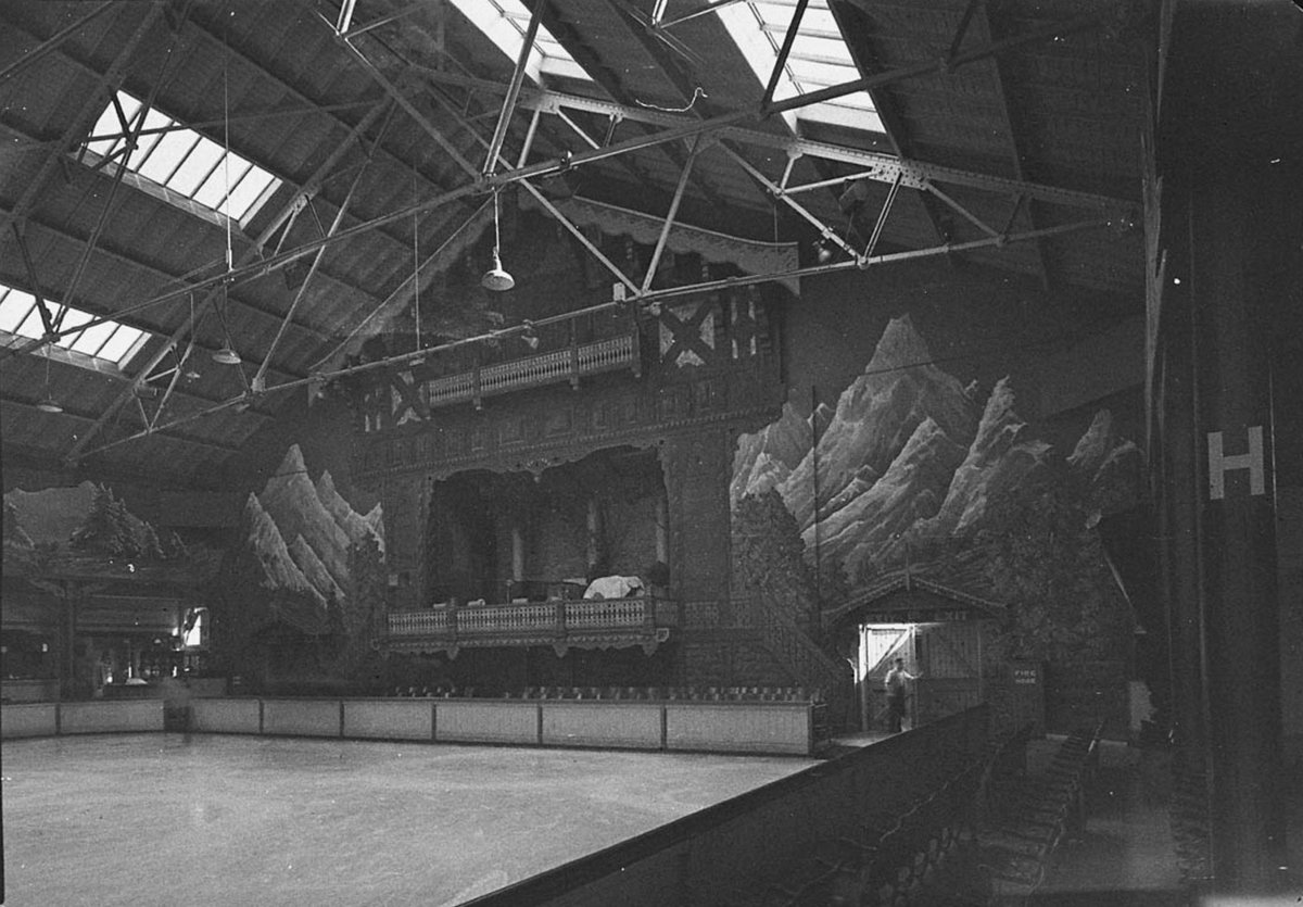 Glaciarium Ice Rink, Sydney, May 1940 - photographer Sam Hood